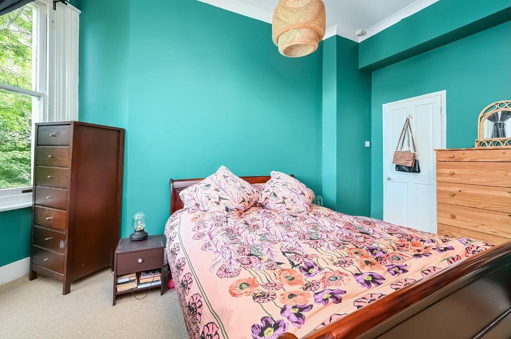 Bedroom 2.jpg