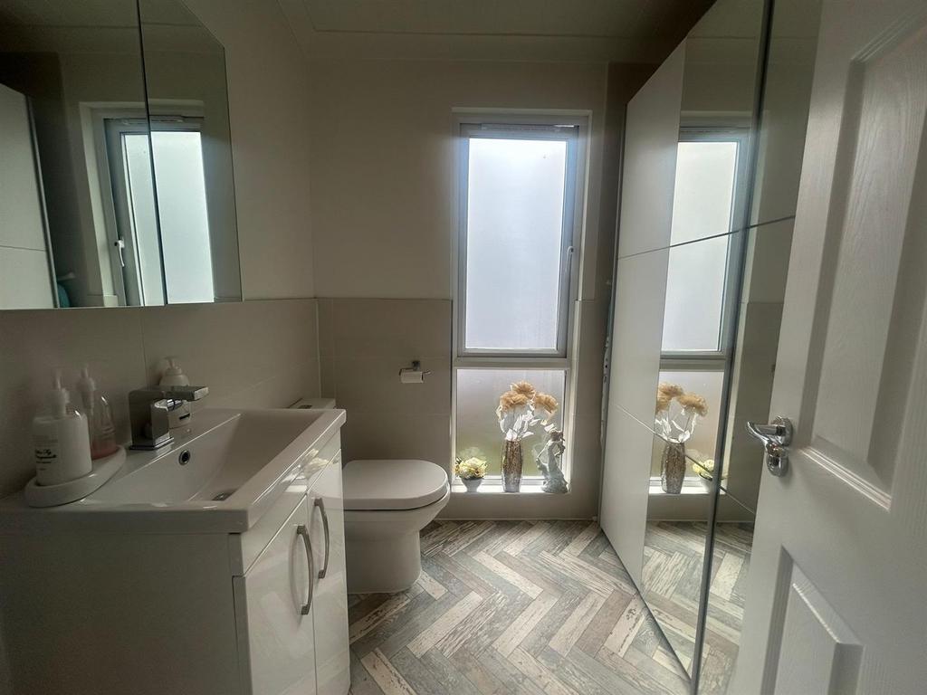New bathroom.jpg