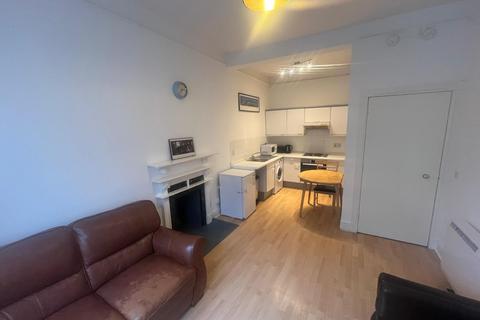 2 bedroom flat to rent, James Morrison Street, Glasgow G1