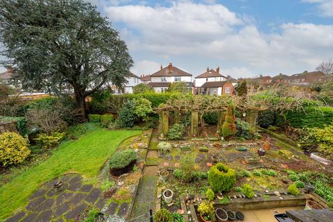 3 bedroom detached house for sale, Kingsley Road, Harrogate, HG1