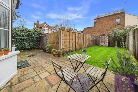 Studio to rent, Fortis Green, East Finchley, N2 - GARDEN FLAT