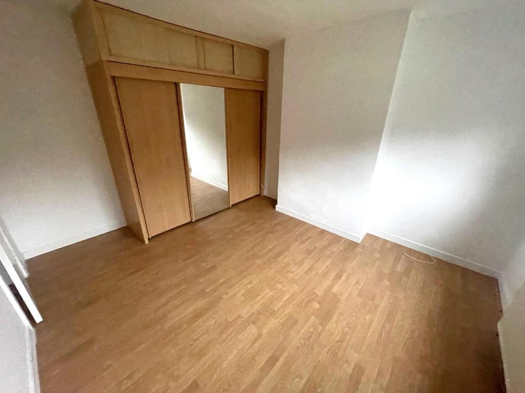 BED 1.jpg