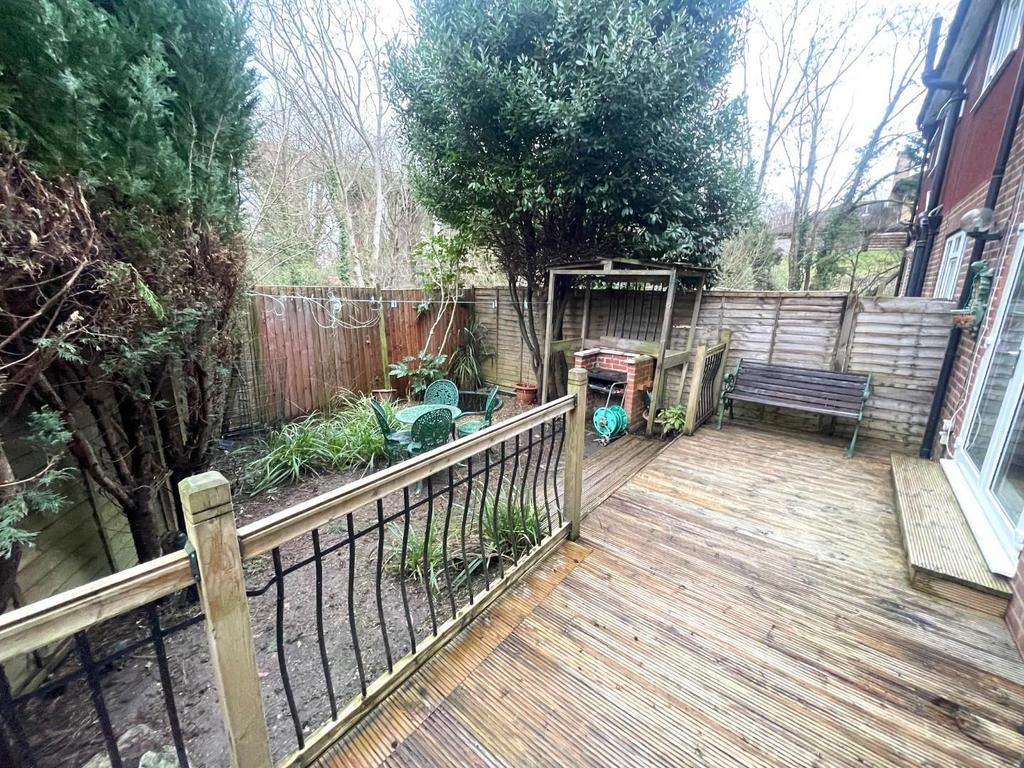GARDEN 2.jpg