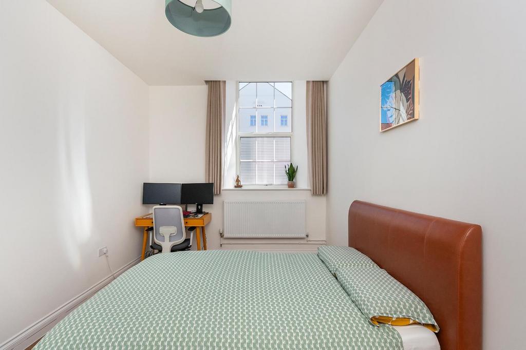 7 C4 HFS - Bedroom E.jpg