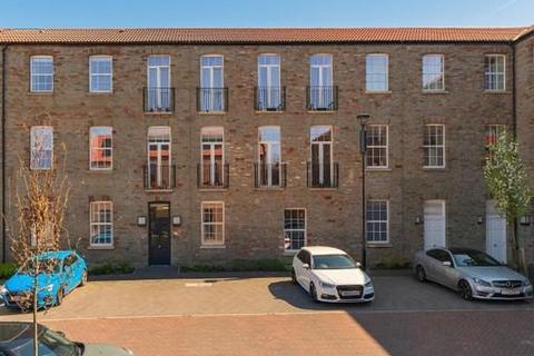 2 bedroom flat for sale, Captains Gardens, Fishponds