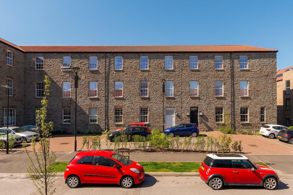 7 C4 HFS - External A.jpg