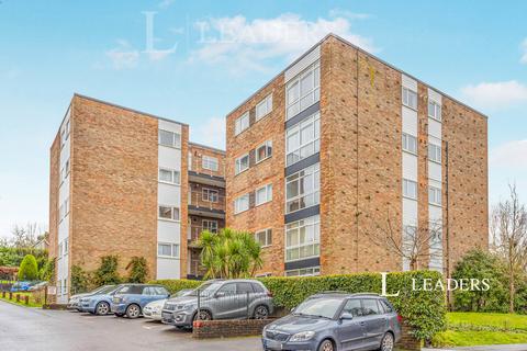 undefined, Paddockhall Road, Haywards Heath, West Sussex, RH16