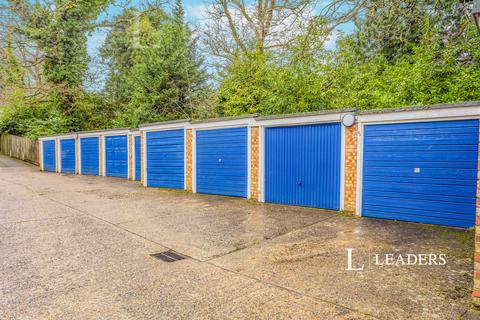 undefined, Paddockhall Road, Haywards Heath, West Sussex, RH16
