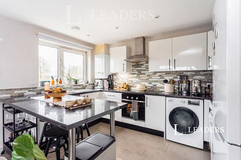 undefined, Paddockhall Road, Haywards Heath, West Sussex, RH16