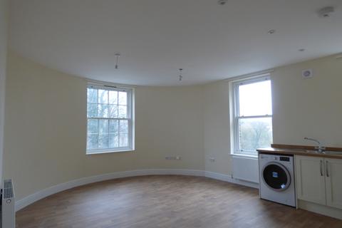2 bedroom flat to rent, Lenworth House, Ashford Road, Maidstone, Kent, ME14 5GP