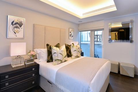undefined, Duke Street, Mayfair, W1K