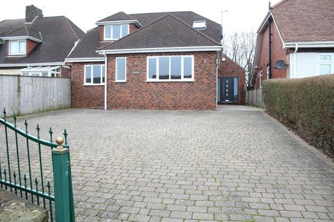 undefined, Main Road, Stretton, Alfreton, Derbyshire. DE55 6EW