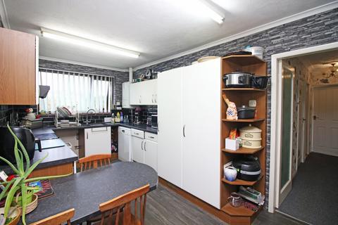 3 bedroom bungalow for sale, Bowland Avenue, Fleetwood, Lancashire, FY7