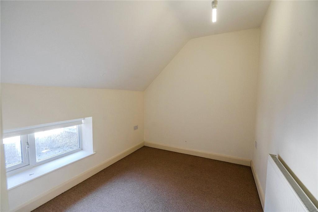 Bedroom 2 (2)