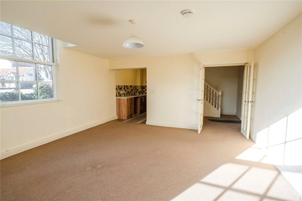 Living Room (2)