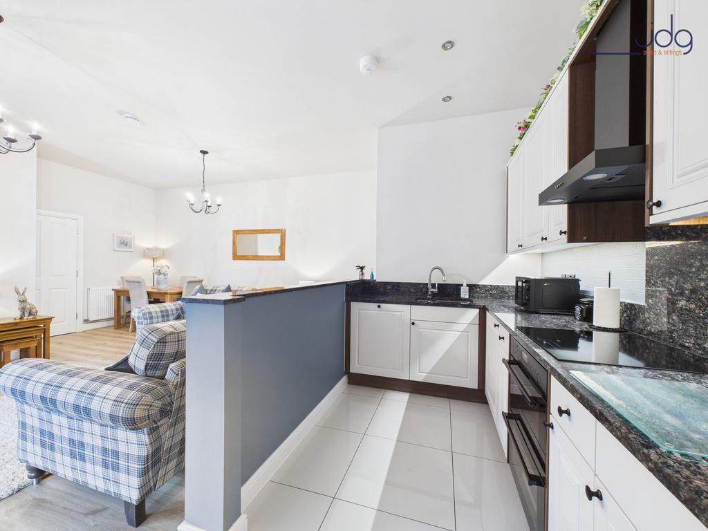 Open Plan Living / Kitchen