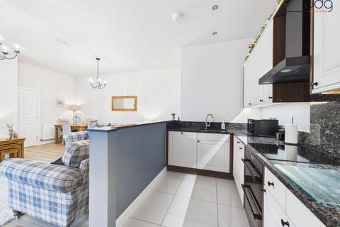 2 bedroom flat for sale, South Wing, The Residence | A truly stunning, immaculate apartment with south facing views