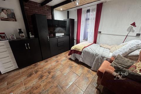 3 bedroom end of terrace house for sale, Anderson Terrace, Tonypandy, Rhondda Cynon Taff. CF40 2LF