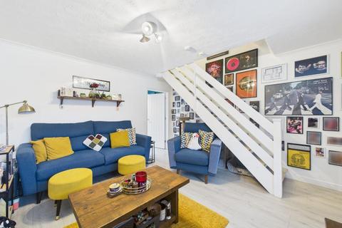 2 bedroom semi-detached house for sale, Winthorpe Road, Lincoln