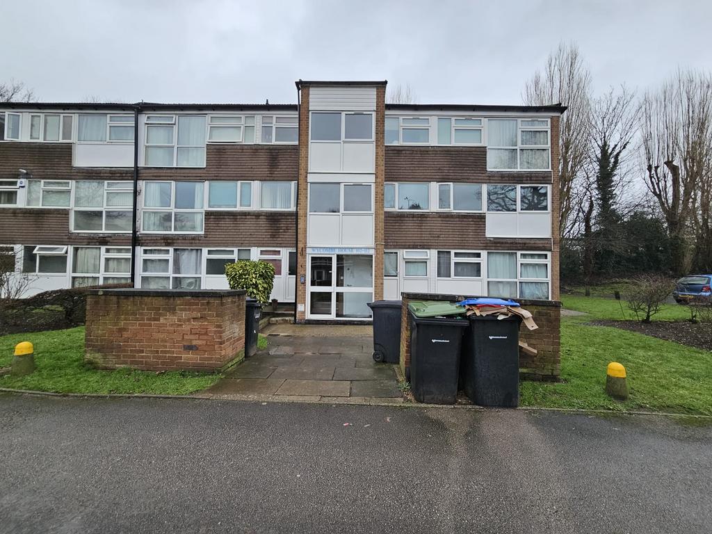 Nash Square Birmingham B42 2 Bed Flat For Sale 109 950 Nash Square Birmingham B42 2 Bed Flat For Sale 109 950