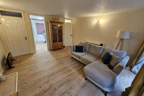 2 bedroom flat for sale, Nash Square, Birmingham B42