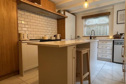 2 bedroom terraced house for sale, Heol Giedd, Cwmgiedd, Powys.