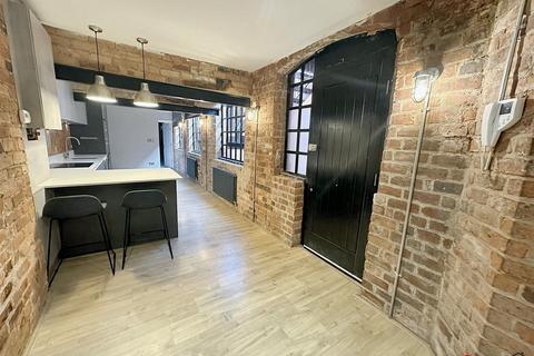 2 bedroom flat to rent, Bishton and Fletcher, Birmingham B1