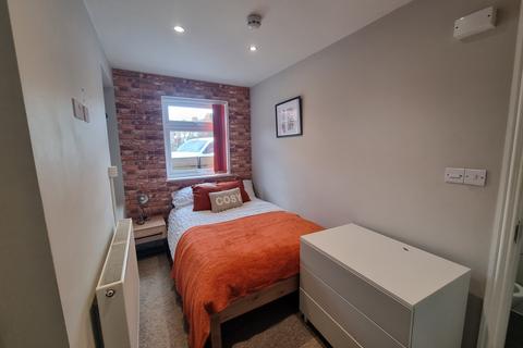 1 bedroom in a house share to rent, Ark Farm House, 120, Warwick Road OX16