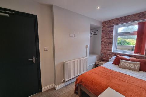 1 bedroom in a house share to rent, Ark Farm House, 120, Warwick Road OX16