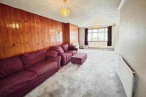 3 bedroom semi-detached house for sale, Elizabeth Way, Herne Bay