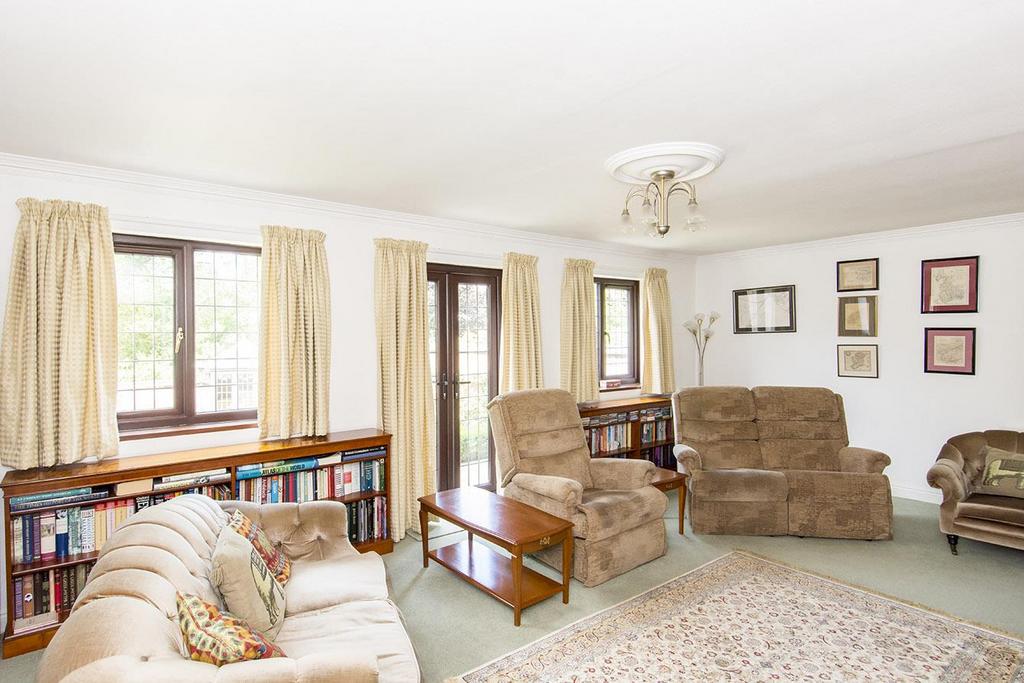 (Lounge Photo Two)