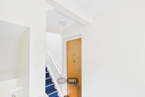 undefined, Dale Close, Colchester, CO3 0FT