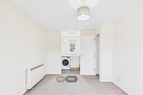 undefined, Dale Close, Colchester, CO3 0FT