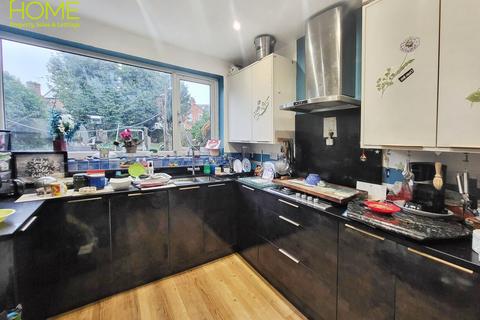 3 bedroom detached house for sale, Cornhill House, Knighton Road, Leicester, Leicestershire