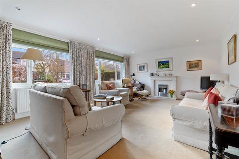 5 bedroom detached house for sale, Russell Way, Petersfield