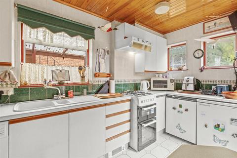 3 bedroom semi-detached house for sale, White Close, High Wycombe HP13
