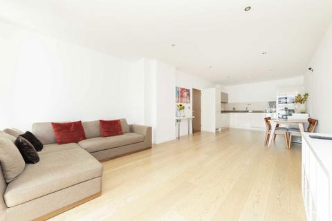 3 bedroom flat to rent, Quebec Way, London SE16