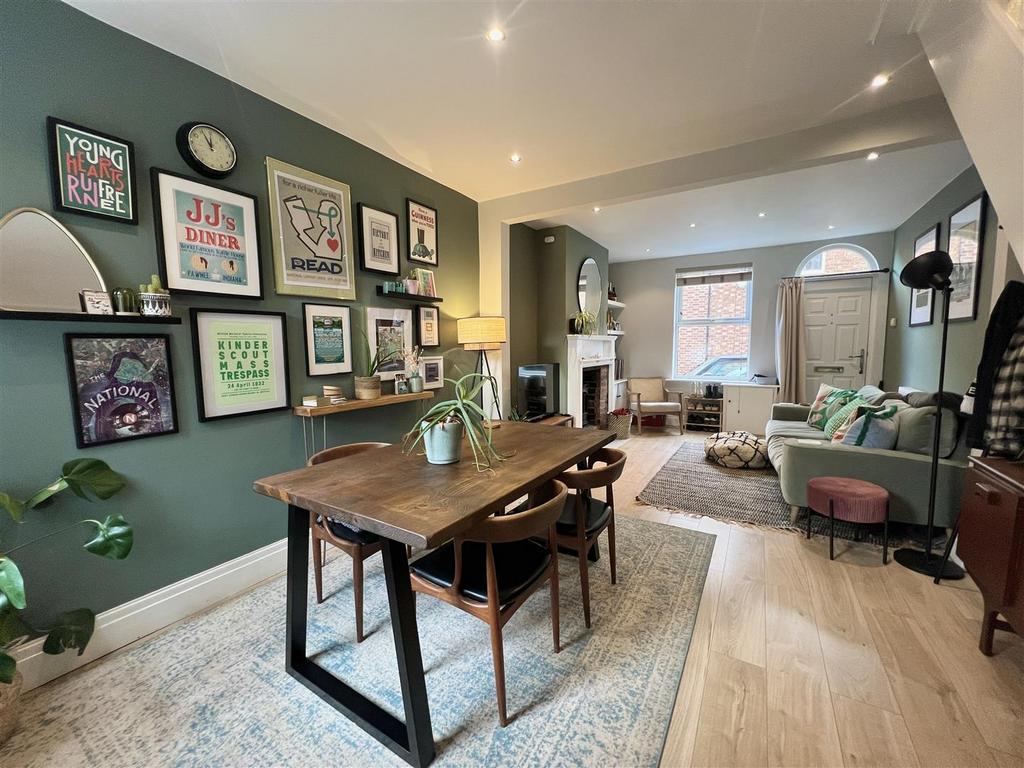 Dining/Living Room