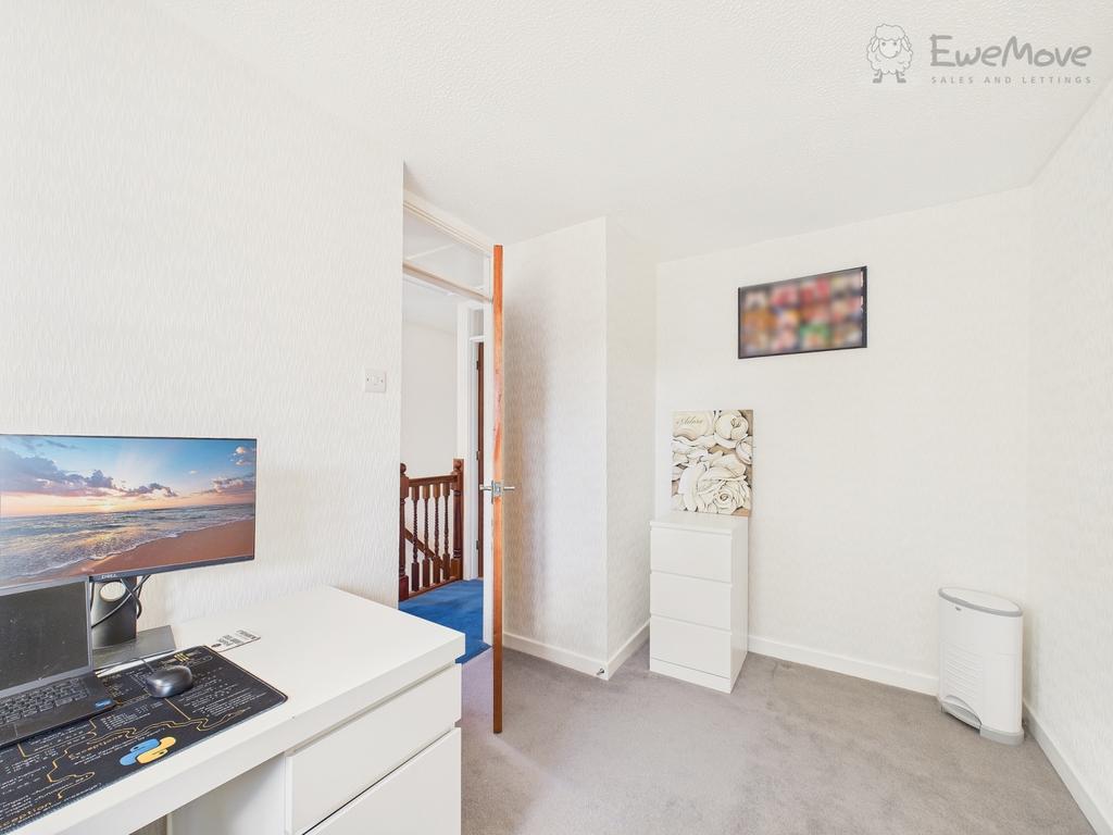 Ewemove tiverton   bedroom 2