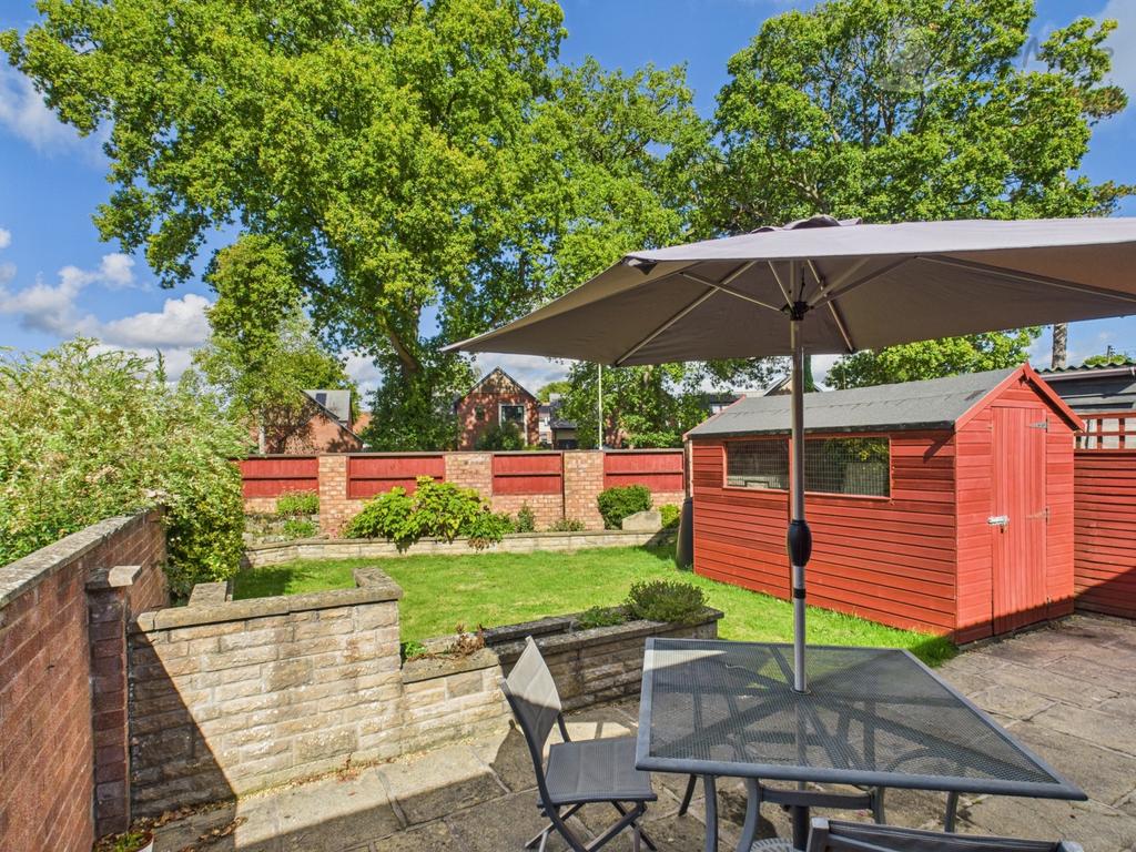 Ewemove tiverton   rear garden