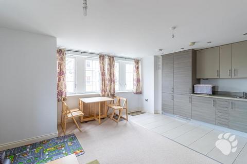 undefined, Gainsborough Close, Basildon SS14