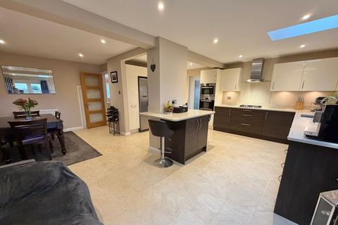 3 bedroom detached house for sale, Ravenstone Road, CAMBERLEY GU15