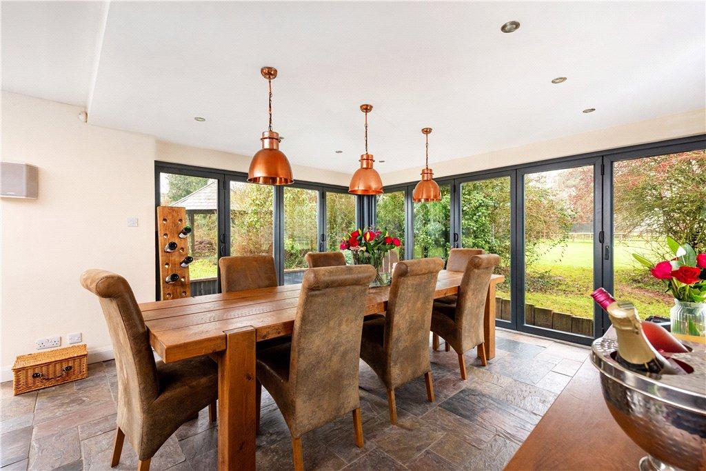 Sitting/Dining Room