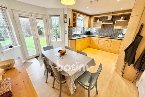 4 bedroom detached villa for sale, Grahamfield Place, Beith, Ayrshire, KA15