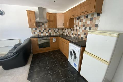2 bedroom flat to rent, Abbey Street, Derby DE22