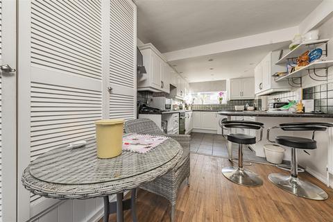 undefined, Pierson Road, Windsor