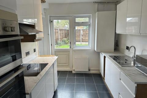 3 bedroom terraced house for sale, Tonbridge Road, Maidstone