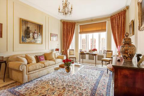 undefined, Holland Park Gardens, London, W14