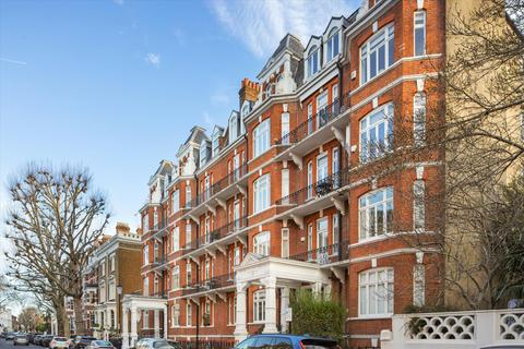 4 bedroom flat for sale, Holland Park Gardens, London, W14