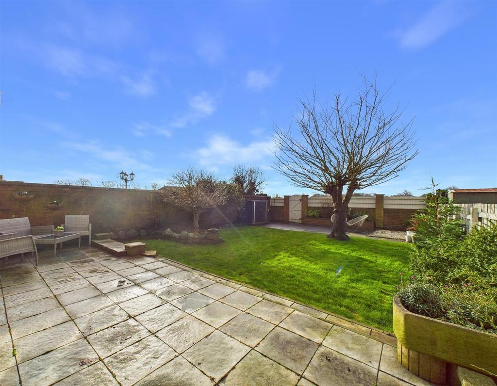 Garden 1.jpg